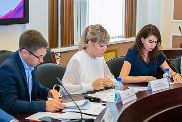 Студотрядовцев предложено обучать рабочим специальностям бесплатно